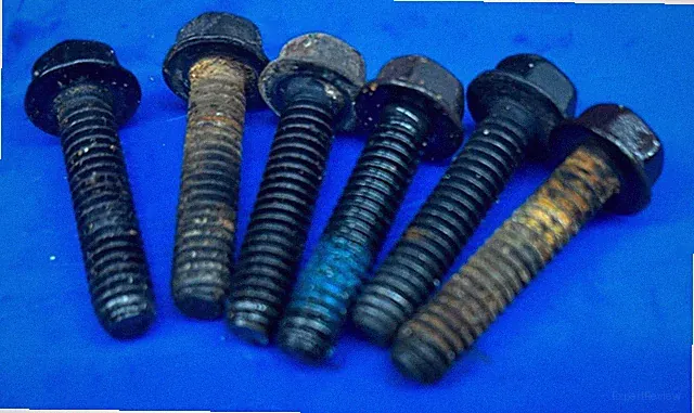 Briggs and Stratton 9S502-1019-B1 Sump Bolts 692551